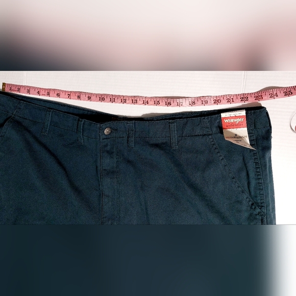 Wrangler Authentic Men's Big & Tall Premium Twill Cargo Shorts Midnight 50 - Picture 5 of 12
